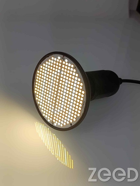 Żarówka do uprawy roślin ciepła + zimna 20W 300 LED czarna Full Spectrum - obrazek 2